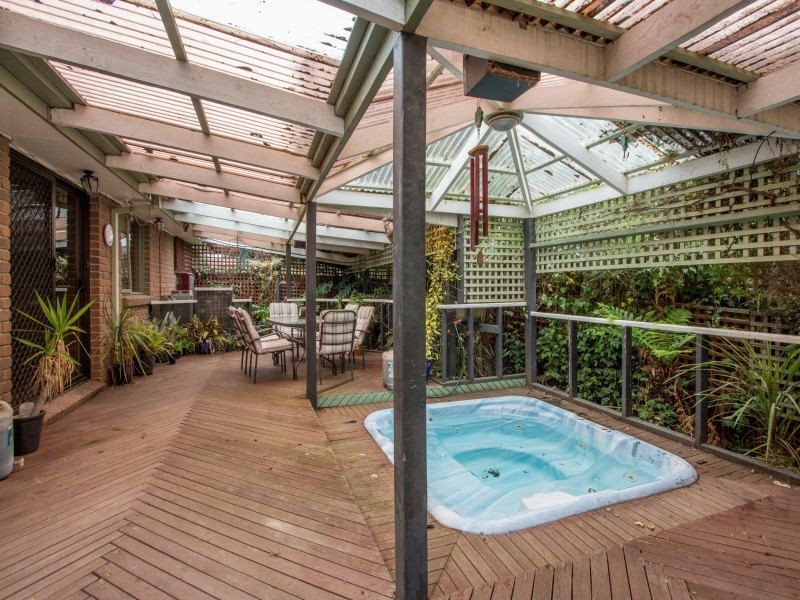 8 Clematis Court, Langwarrin VIC 3910