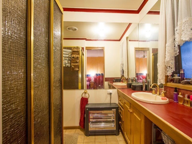 8 Clematis Court, Langwarrin VIC 3910