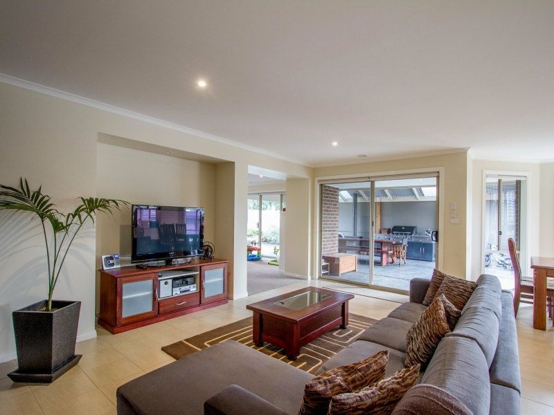 5 Sundew Drive, Langwarrin VIC 3910