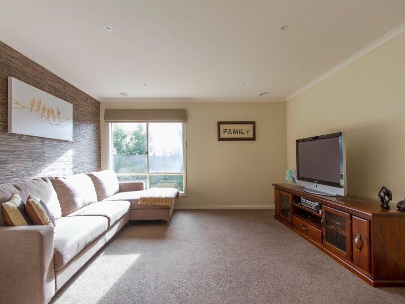 5 Sundew Drive, Langwarrin VIC 3910