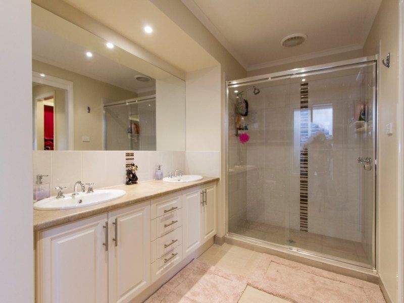 5 Sundew Drive, Langwarrin VIC 3910