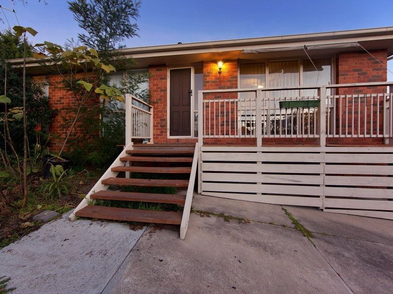 4 Green Acres Court, Langwarrin VIC 3910