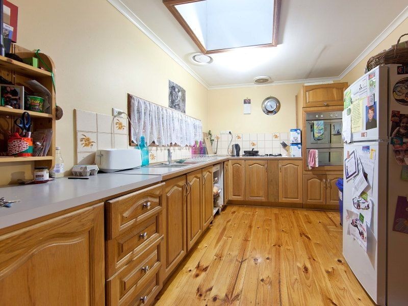 4 Green Acres Court, Langwarrin VIC 3910
