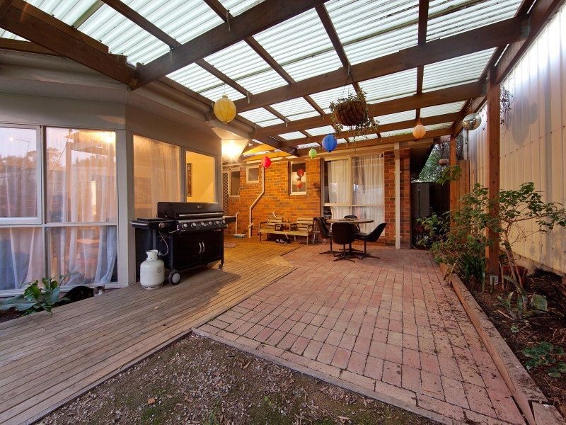 4 Green Acres Court, Langwarrin VIC 3910