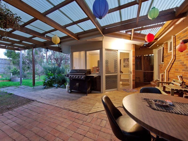 4 Green Acres Court, Langwarrin VIC 3910