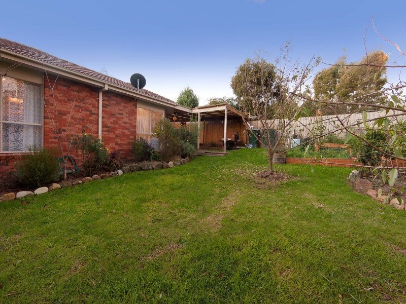 4 Green Acres Court, Langwarrin VIC 3910