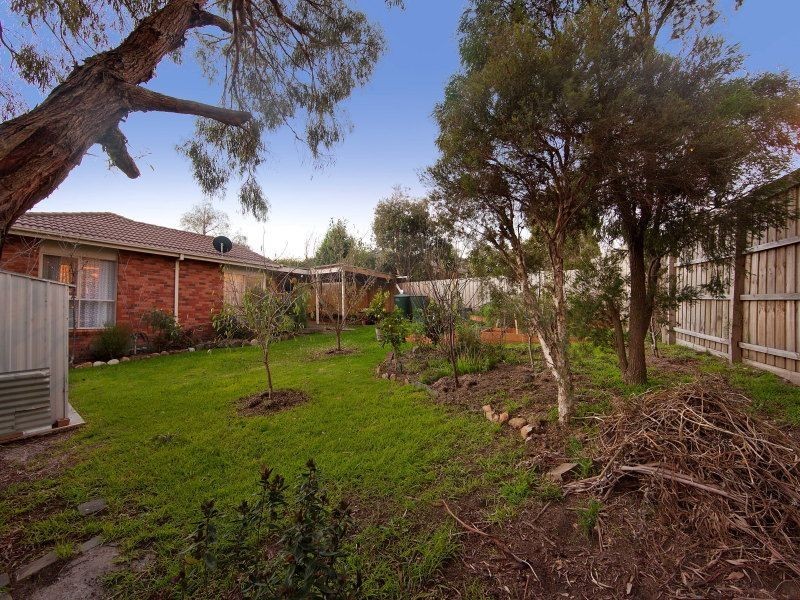 4 Green Acres Court, Langwarrin VIC 3910