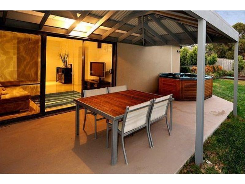 6 Serenity Dve, Langwarrin VIC 3910