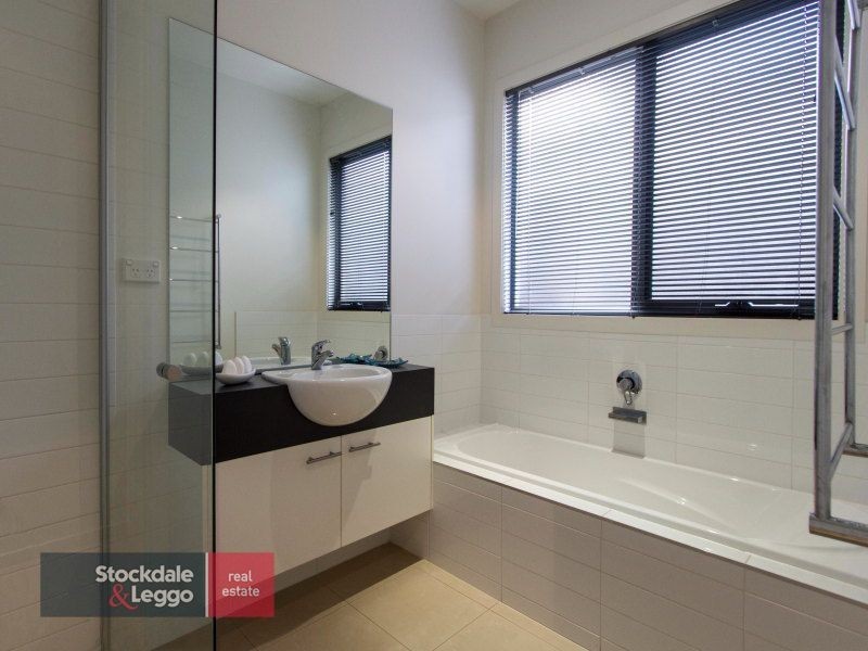 6 Serenity Dve, Langwarrin VIC 3910