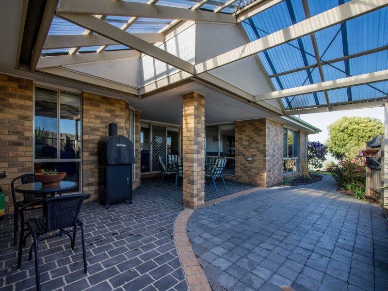 7 Yvonne Court, Langwarrin VIC 3910
