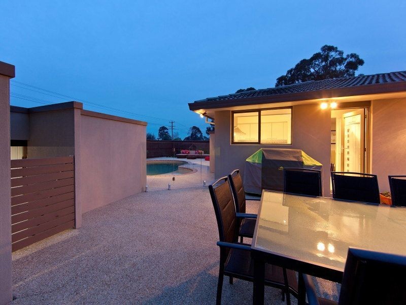 1 Lorraine Avenue, Langwarrin VIC 3910