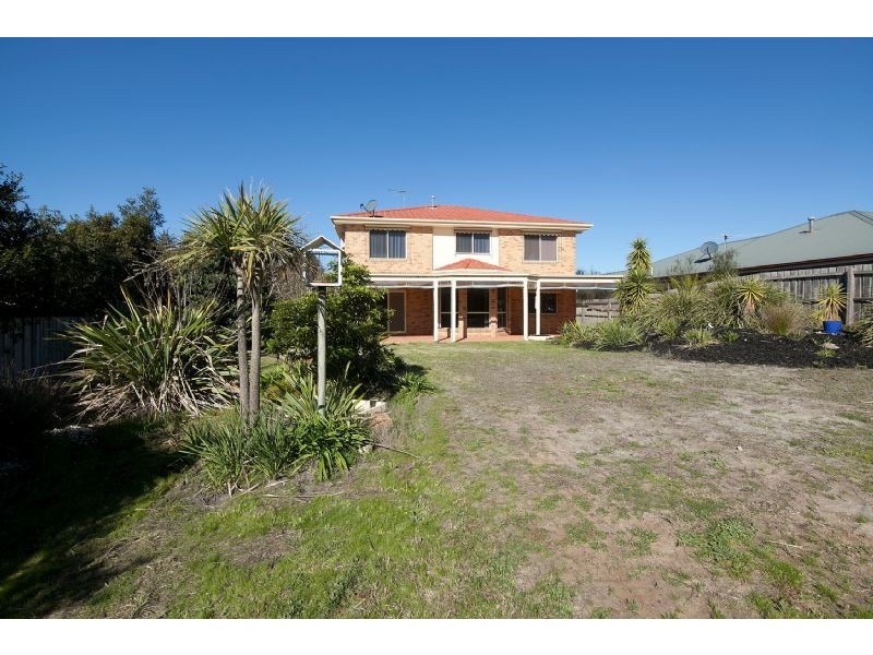 5 Bottlebrush Crt., Langwarrin VIC 3910