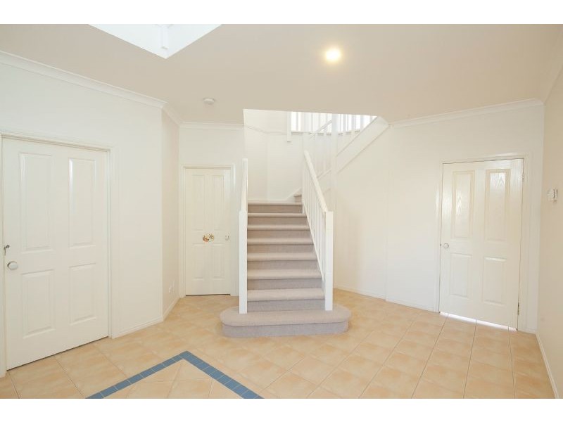 5 Bottlebrush Crt., Langwarrin VIC 3910