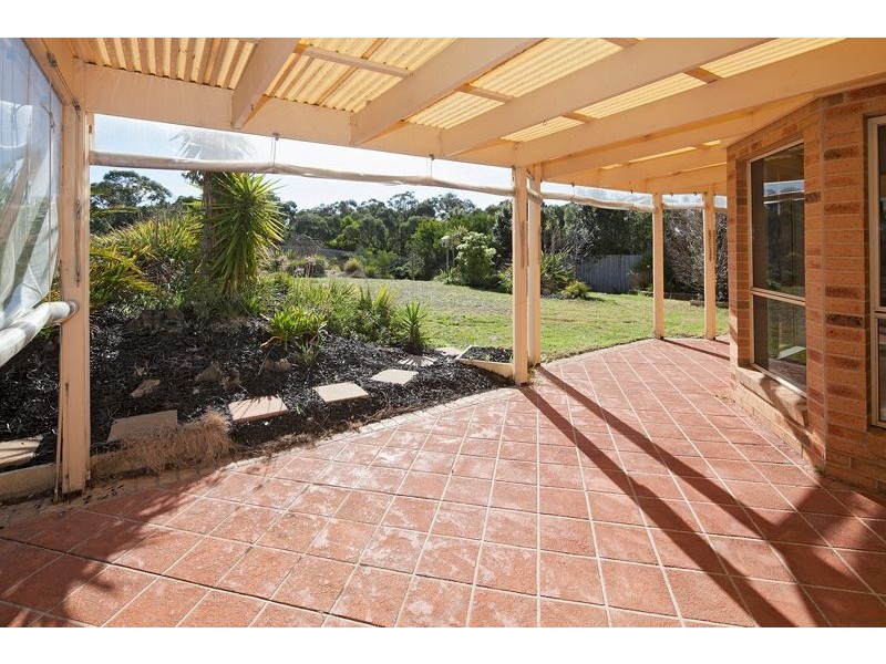 5 Bottlebrush Crt., Langwarrin VIC 3910