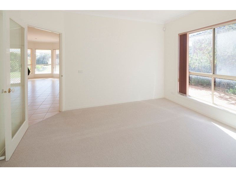 5 Bottlebrush Crt., Langwarrin VIC 3910