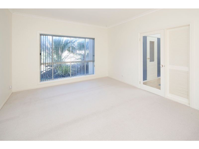 5 Bottlebrush Crt., Langwarrin VIC 3910