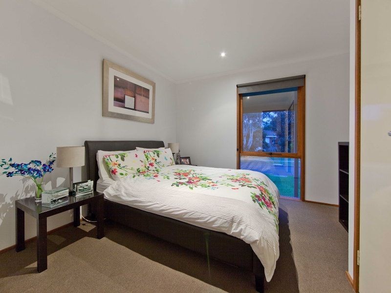 6 Green Acres Court, Langwarrin VIC 3910