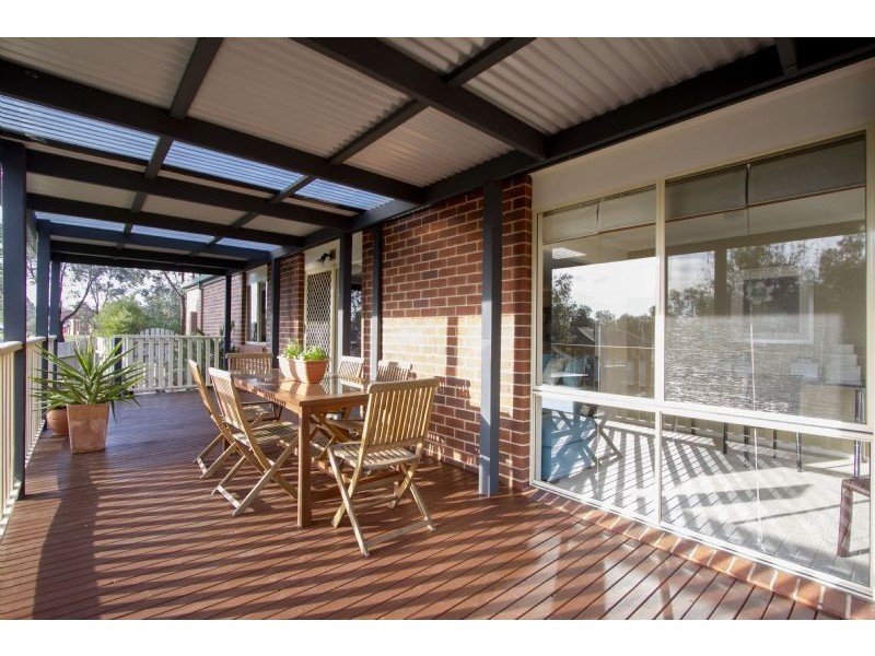 81 Gum Nut Drive, Langwarrin VIC 3910