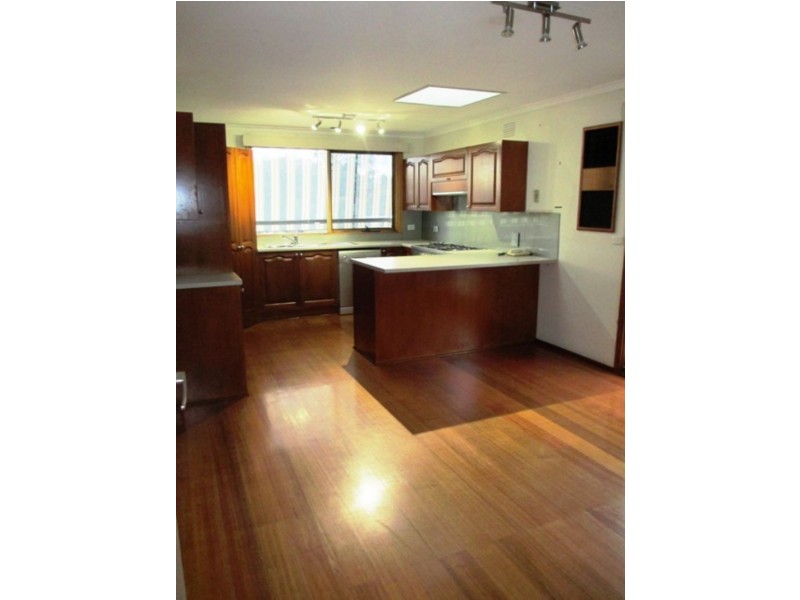 10 Zammit Court, Frankston VIC 3199