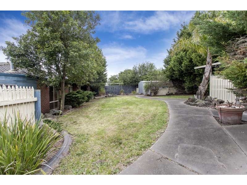 41 Huntingtower Crescent, Langwarrin VIC 3910