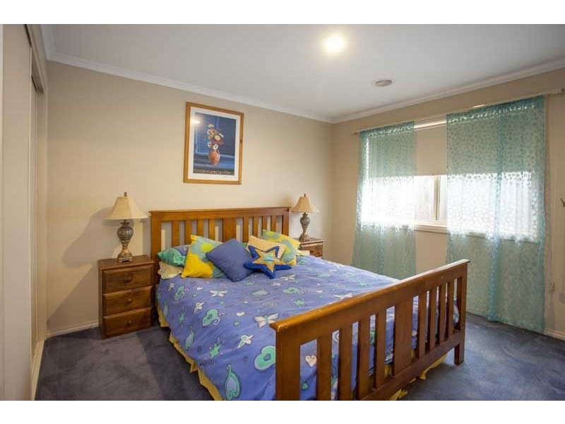 41 Huntingtower Crescent, Langwarrin VIC 3910