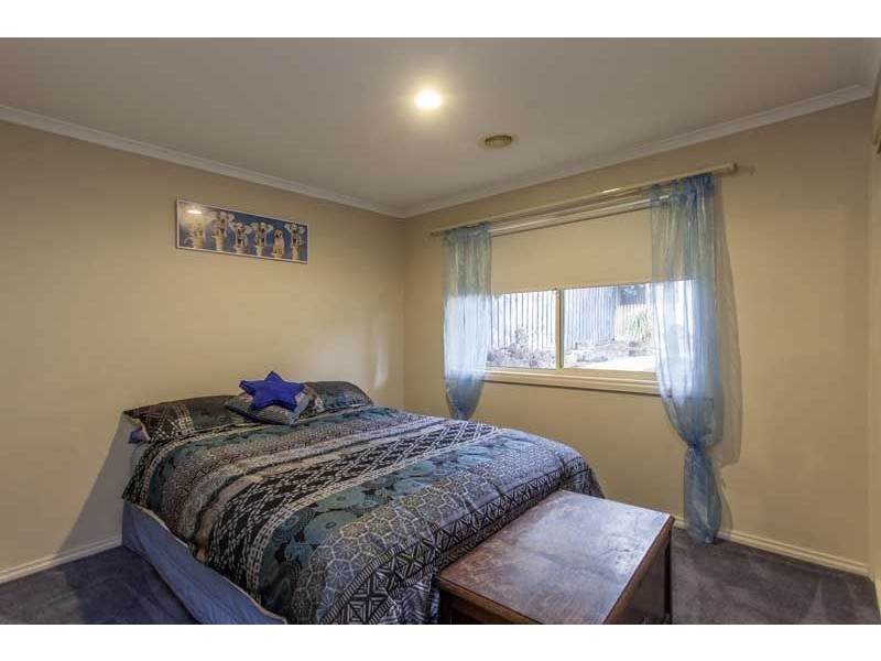 41 Huntingtower Crescent, Langwarrin VIC 3910