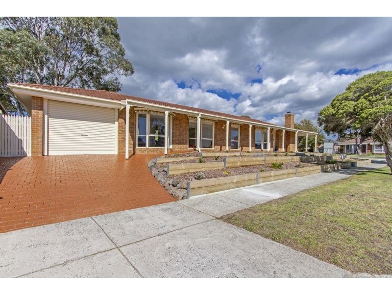 10 Casuarina Close, Langwarrin VIC 3910