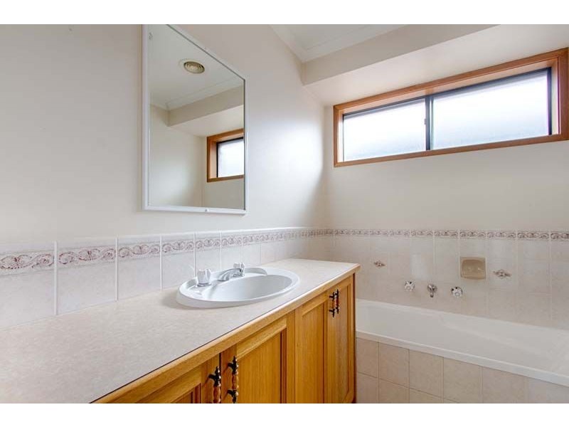 7 Oxley Court, Langwarrin VIC 3910