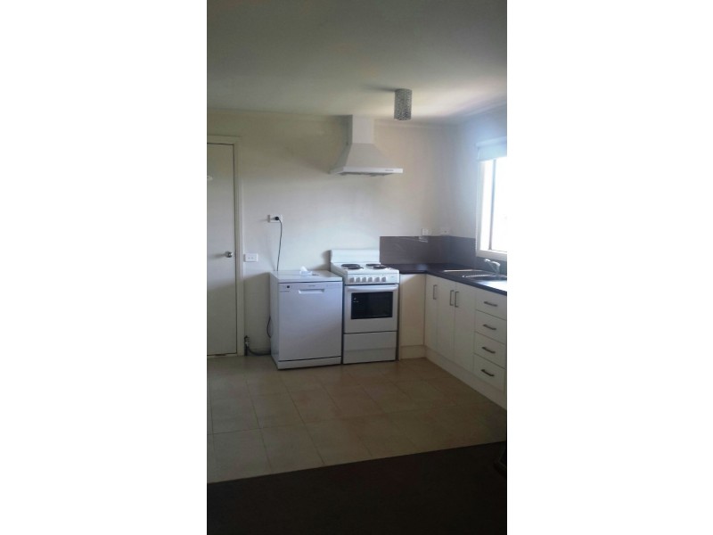 1/22 Wave Street, Frankston VIC 3199