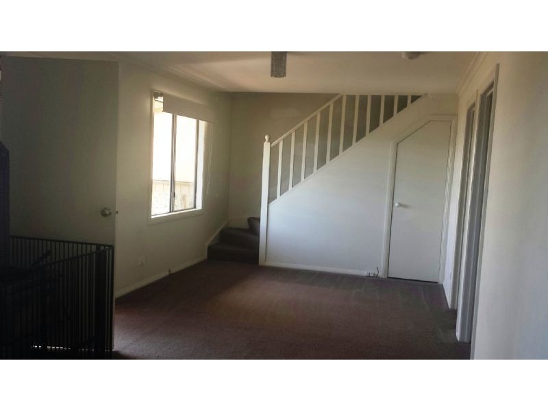 1/22 Wave Street, Frankston VIC 3199