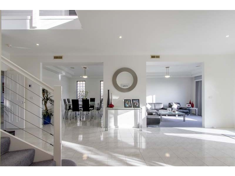 29 Huntingtower Crescent, Langwarrin VIC 3910