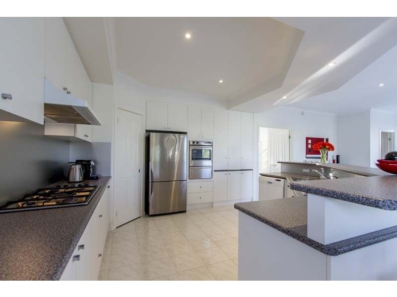29 Huntingtower Crescent, Langwarrin VIC 3910