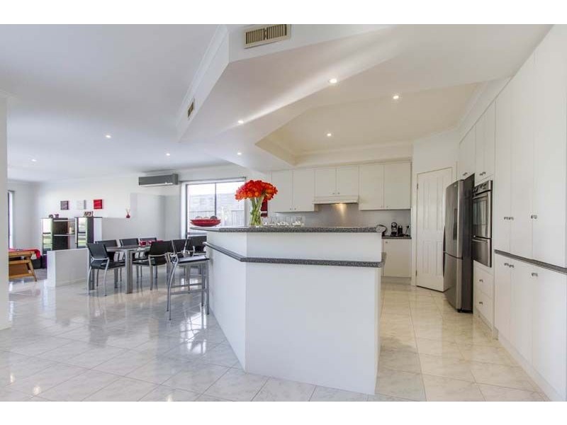 29 Huntingtower Crescent, Langwarrin VIC 3910