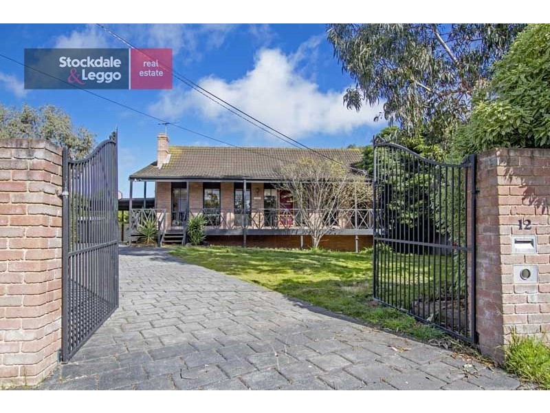 12 Lorraine Avenue, Langwarrin VIC 3910
