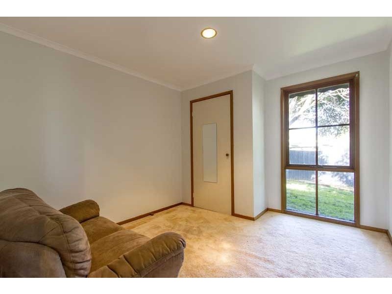 12 Lorraine Avenue, Langwarrin VIC 3910