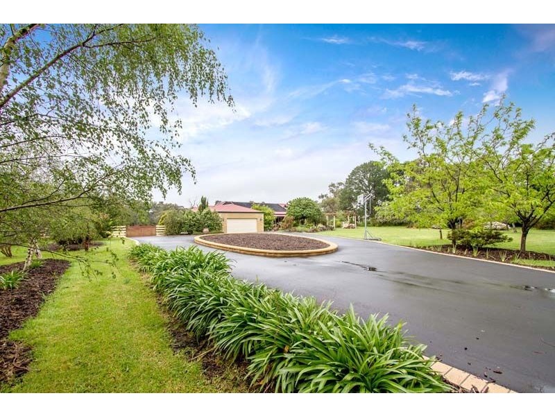 106 Weeroona Road, Langwarrin South VIC 3911