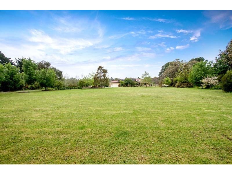 106 Weeroona Road, Langwarrin South VIC 3911