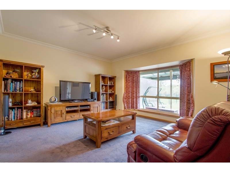 106 Weeroona Road, Langwarrin South VIC 3911