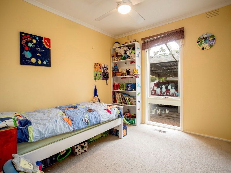 18 Sycamore Street, Langwarrin VIC 3910