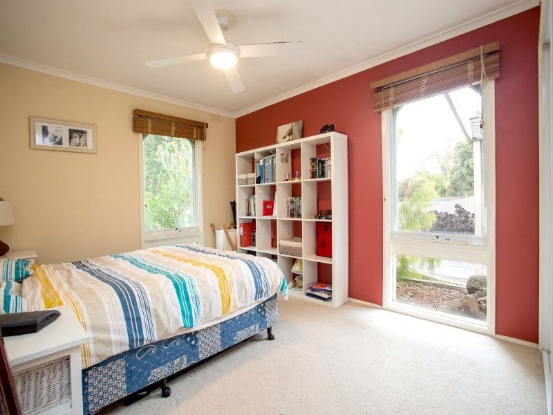 18 Sycamore Street, Langwarrin VIC 3910