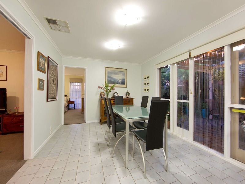 8 Casuarina Close, Langwarrin VIC 3910