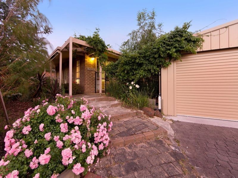 8 Casuarina Close, Langwarrin VIC 3910