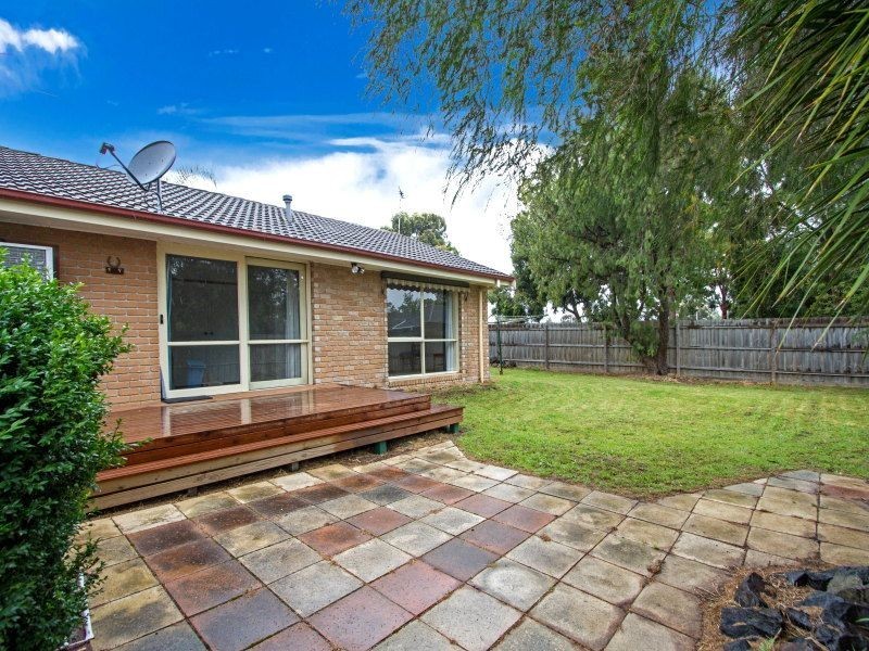 21 Burgess Drive, Langwarrin VIC 3910
