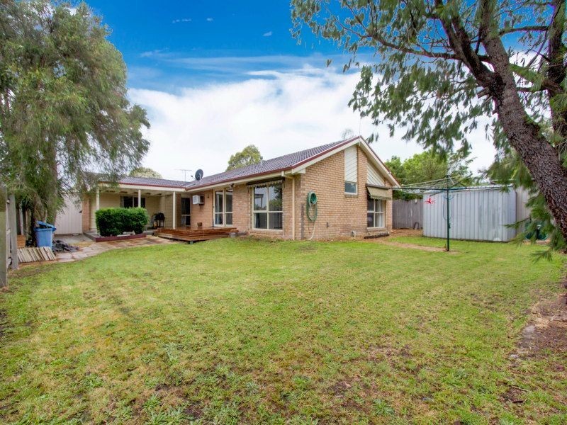 21 Burgess Drive, Langwarrin VIC 3910