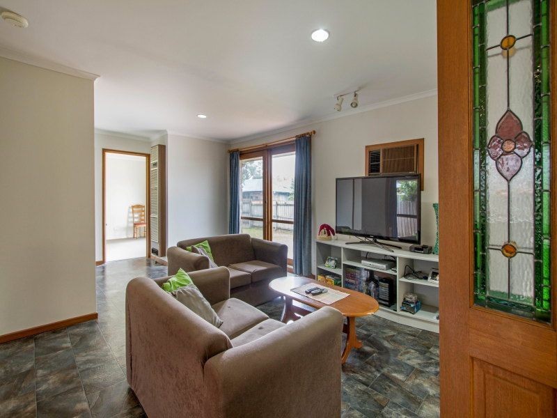 21 Burgess Drive, Langwarrin VIC 3910