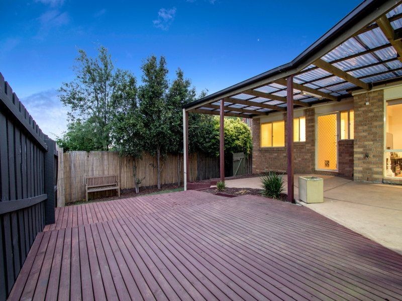 49 Laurel Crescent, Carrum Downs VIC 3201