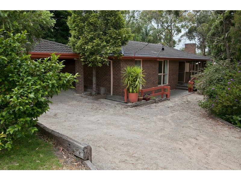 2 Oak Grove, Langwarrin VIC 3910