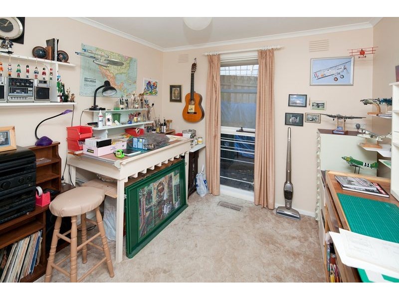 2 Oak Grove, Langwarrin VIC 3910