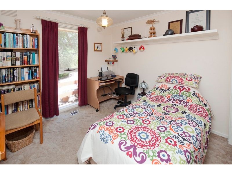 2 Oak Grove, Langwarrin VIC 3910