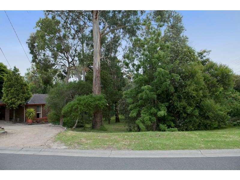 2 Oak Grove, Langwarrin VIC 3910